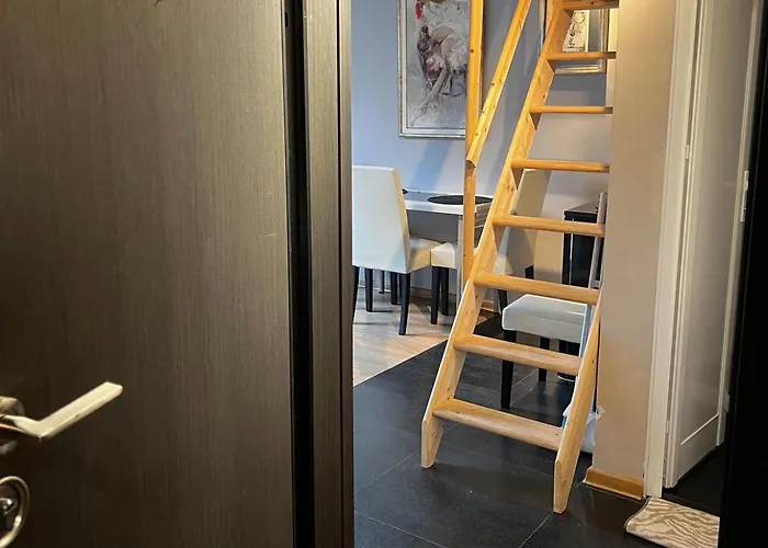 Appartement Cosy, Workplace With A Sunny Rooftop View