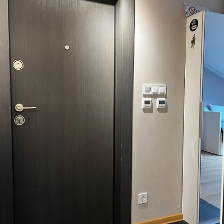 Cosy, Workplace With A Sunny Rooftop View * Sofie