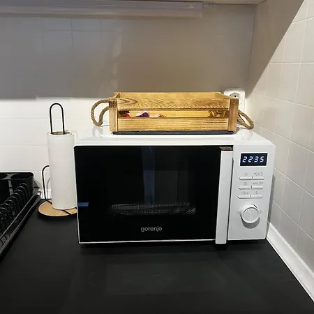 Cosy, Workplace With A Sunny Rooftop View Apartmán