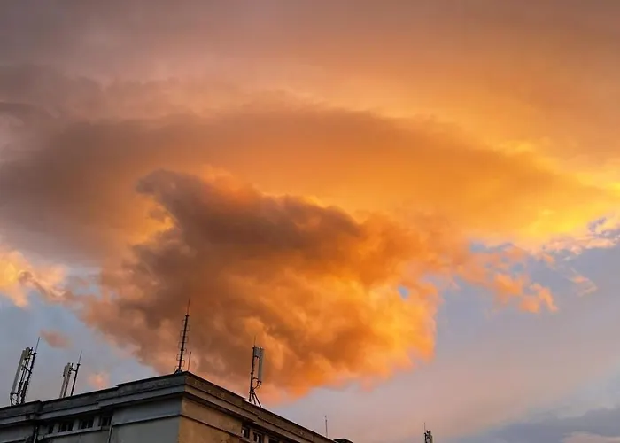 Appartement Cosy, Workplace With A Sunny Rooftop View *